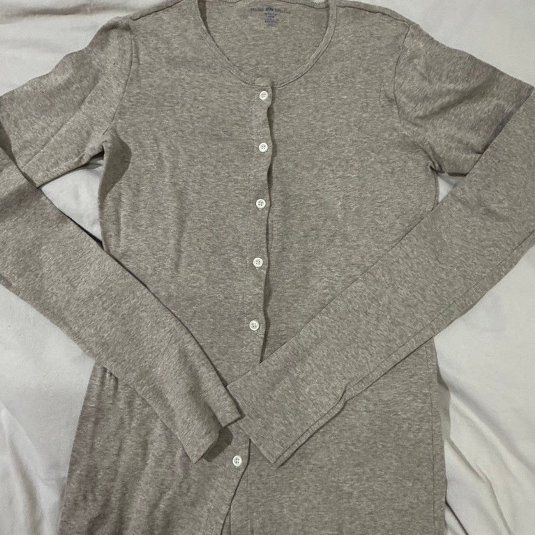 brandy melville zelly sweater