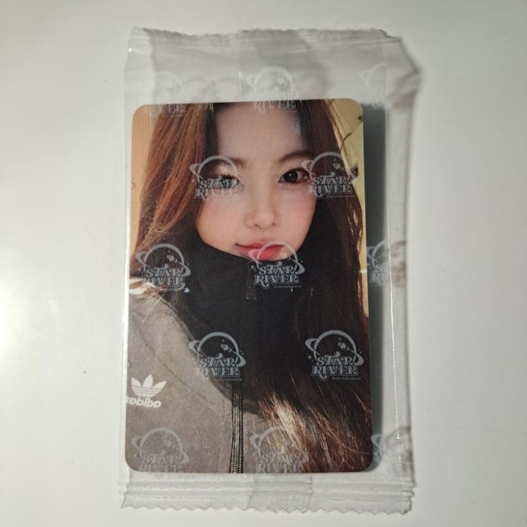 Official photocard IAN HEARTS2HEARTS starriver video call 1.0 the chase sealed