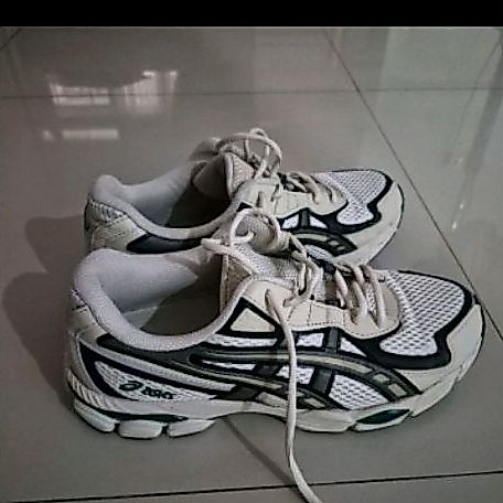 SEPATU ASICS GEL NYC PRELOVED