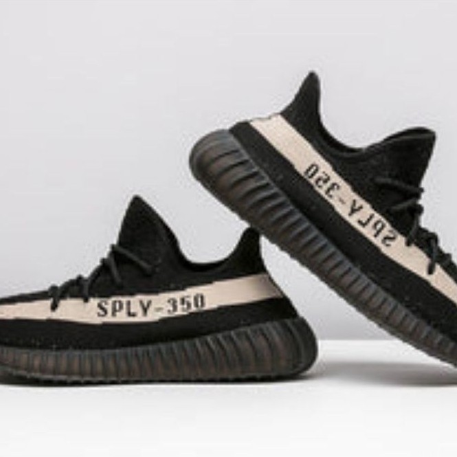 Sepatu Yeezy Adisas Boost 350 V2 Oreo