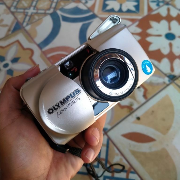 KAMERA ANALOG OLYMPUS MJU ZOOM 115