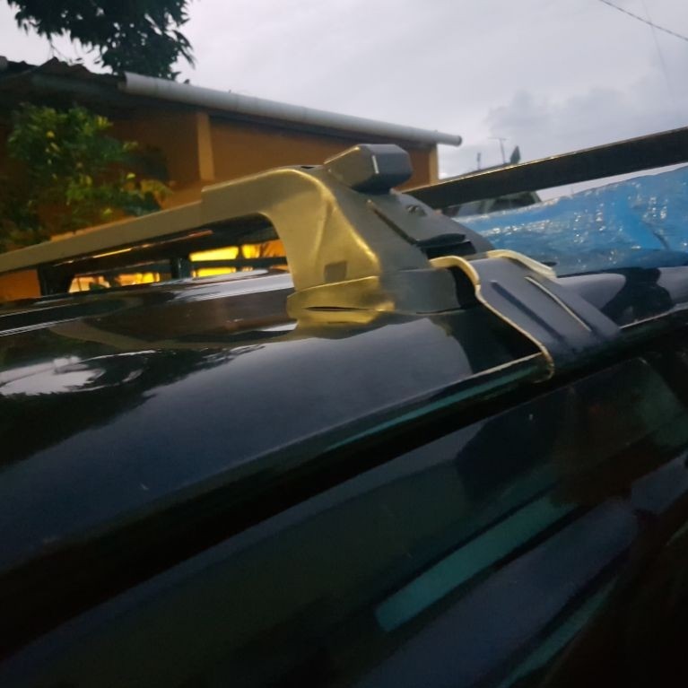 Crossbar Autoboy Jepit Bodi Mobil