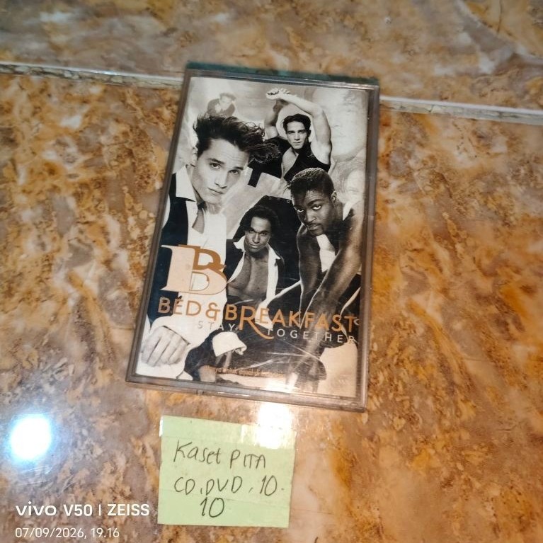Kaset pita Bed & breakfast stay together