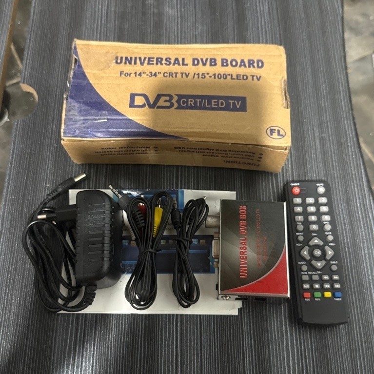 Tuner TV Digital DVB-T2 to Monitor PC VGA Universal DVB Box Receiver TV LED
