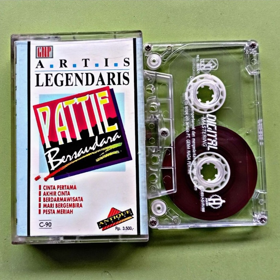 Kaset pita : PATTIE BERSAUDARA.