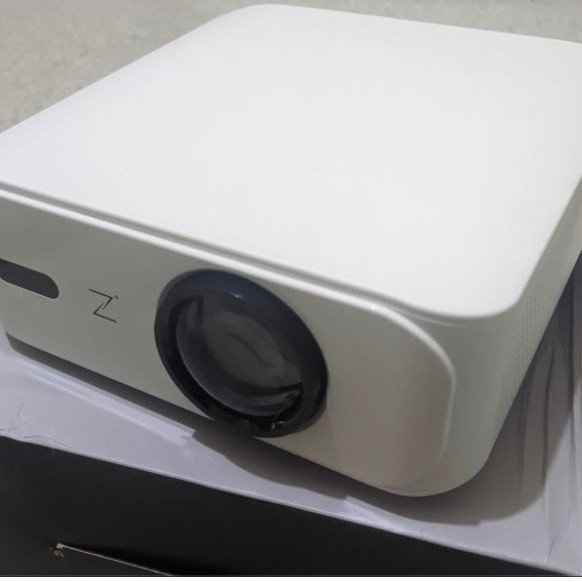 EZZRALE EZ330 PROJECTOR 1080P NATIVE