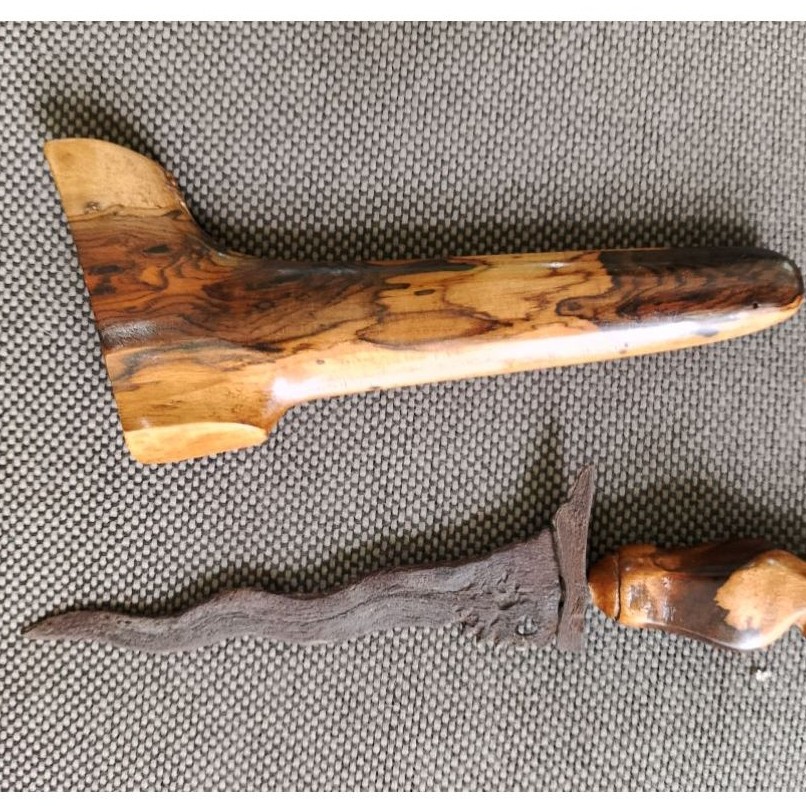 Keris kecil nogosri