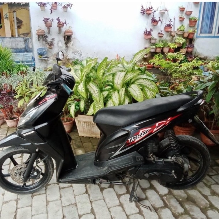 MOTOR BEKAS HONDA BEAT 2010 LENGKAP