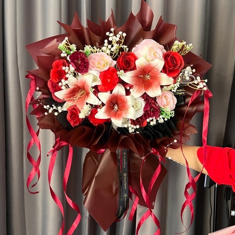 red round lily | buket bunga lily | bouquet bunga lily | buket bunga palsu | bouquet bunga artificia