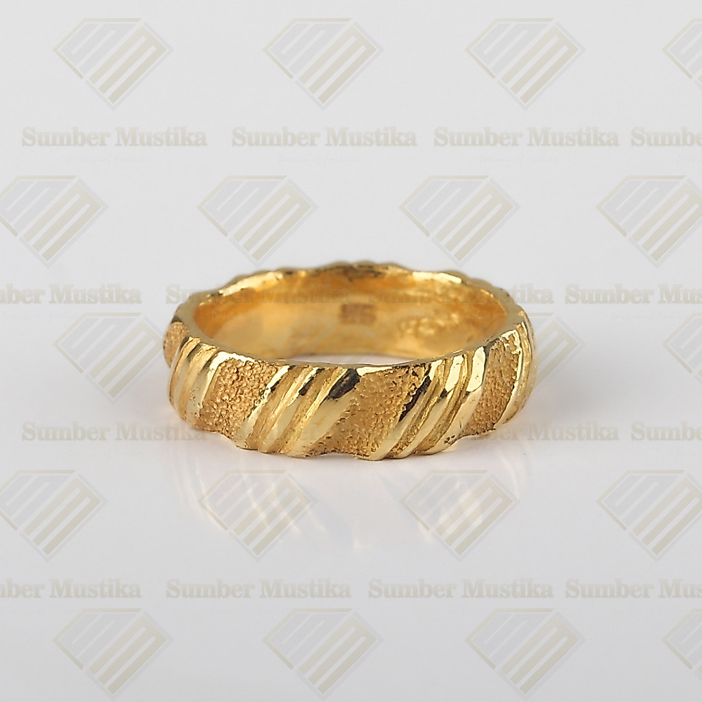 Cincin Model Bambu Doff Emas 24 Karat