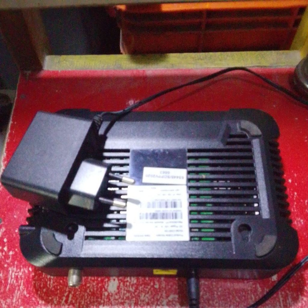modem internet modem kabel model Skyworth CM5100 DOCSIS 3.0