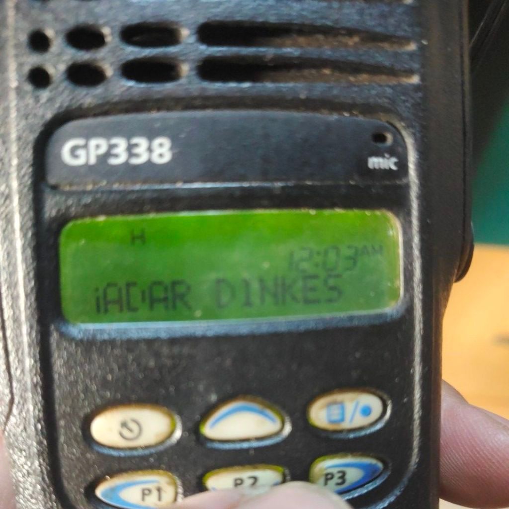 MOTOROLA GP338 UHF HT MOTOROLA GP338