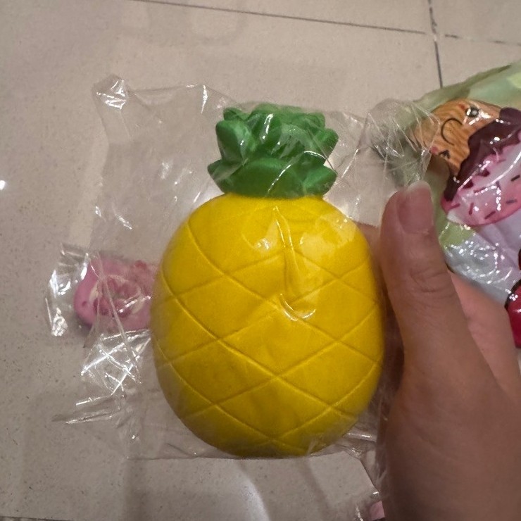 (Preloved) Chawa Pineapple