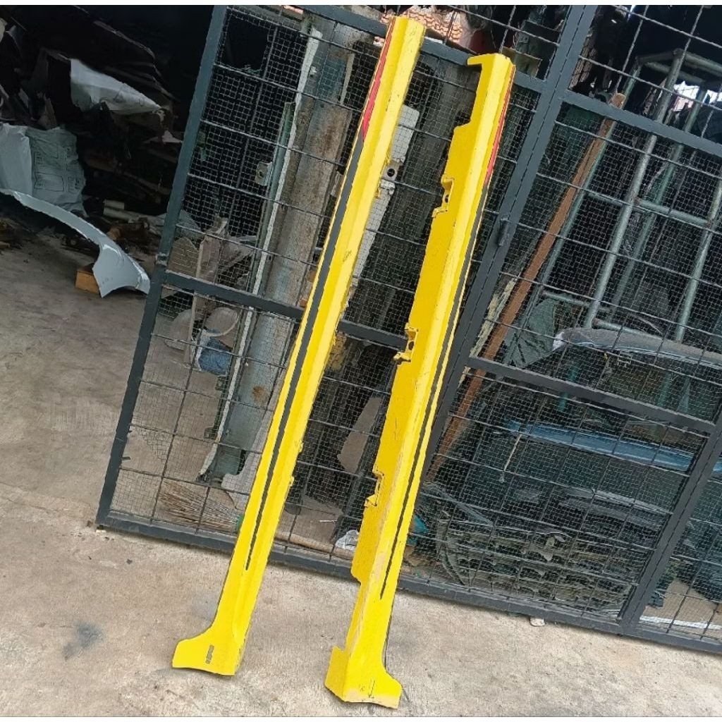 bodykit samping side skirt agya 2020 202q original copotan kiri/kanan