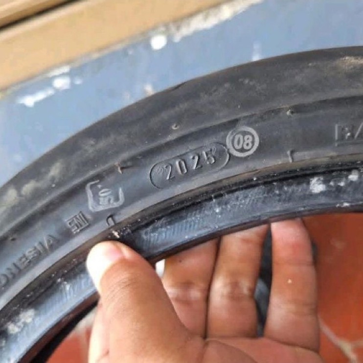 ban pirelli 140/70 110/70 Ring 17