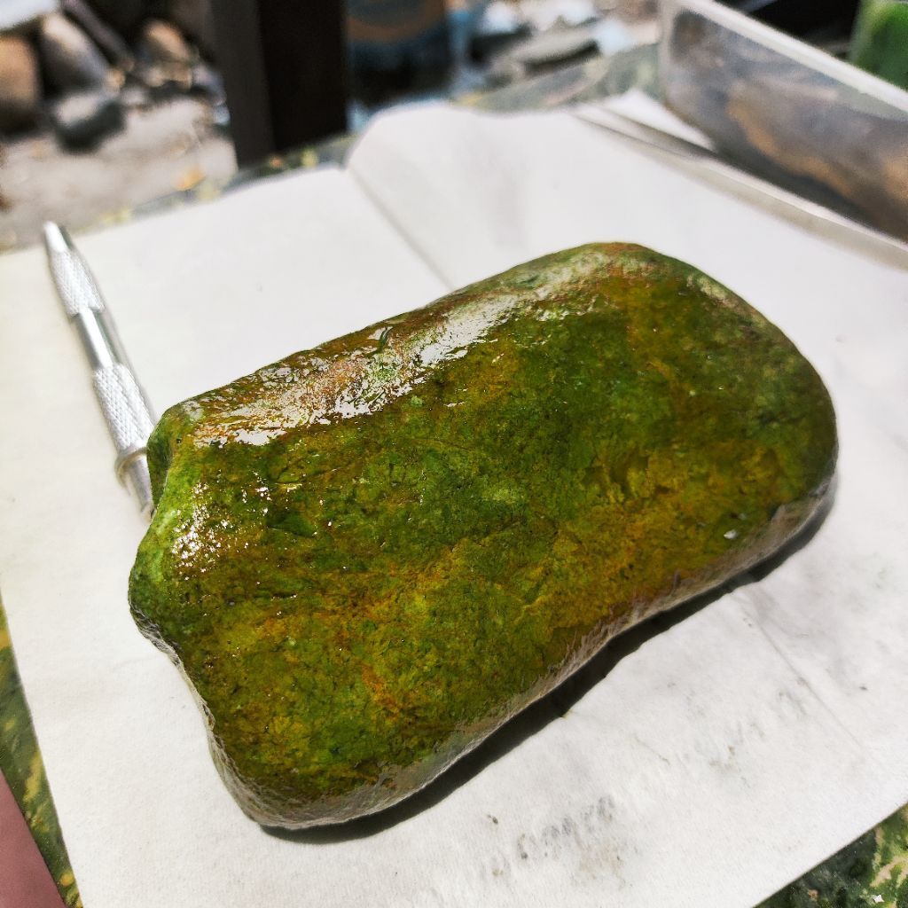 Batu tunggal Idocrase lumut aceh 500 gram