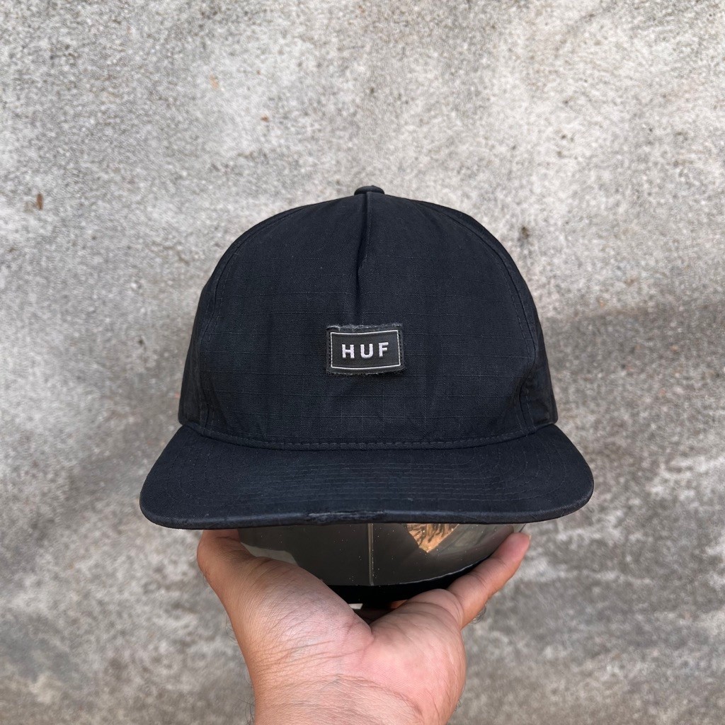 topi huf