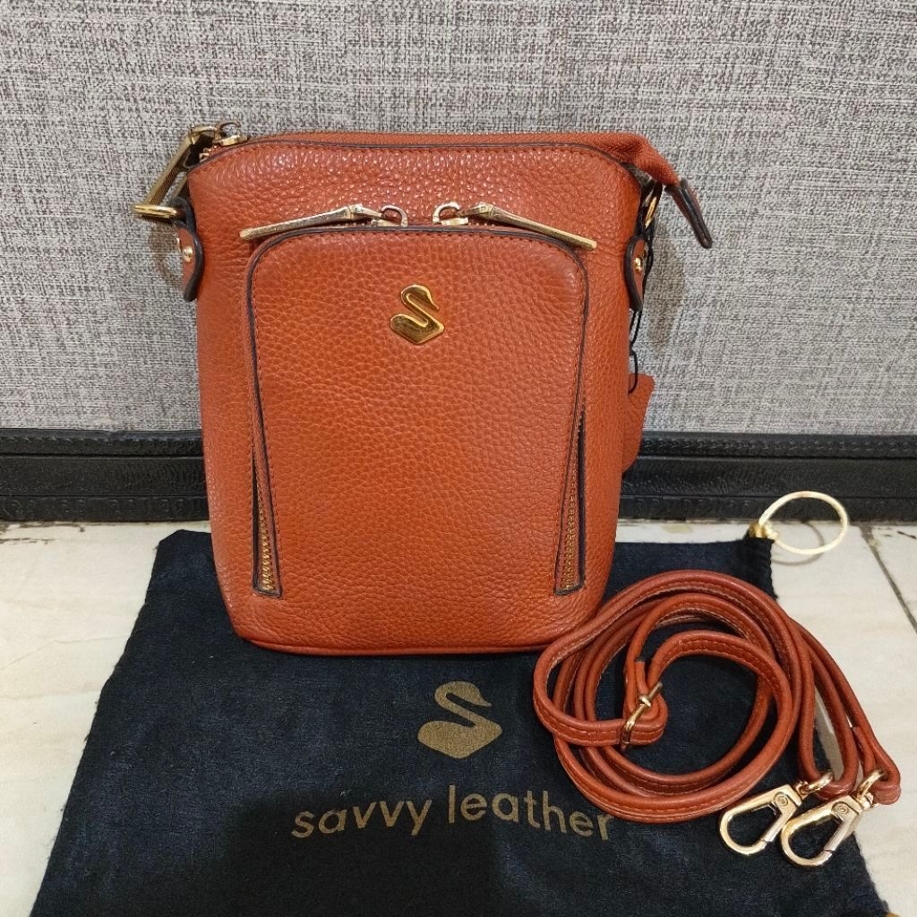 preloved savvy leather