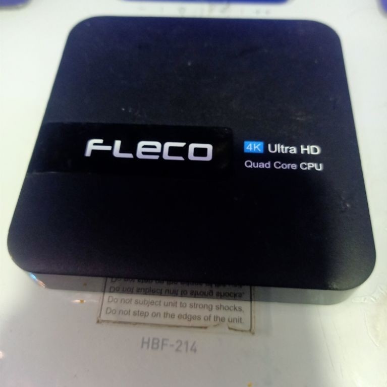 STB Android FLECO 4K Ultra HD Quadcore CPU LOCK Original RAM 2/16 GB.Second Normal ( Unit aja)