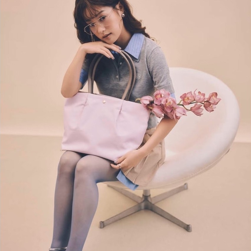 Tas Tangan Wanita Elegan Legato Largo LH-L0001Z dengan Desain Minimalis