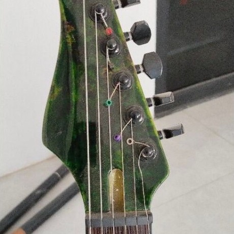 guitar model schecter 6string