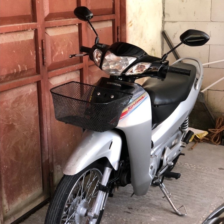 di jual HONDA KHARISMA 125 2003 PAJAK ON SURAT LENGKAP STNK DAN BPKB