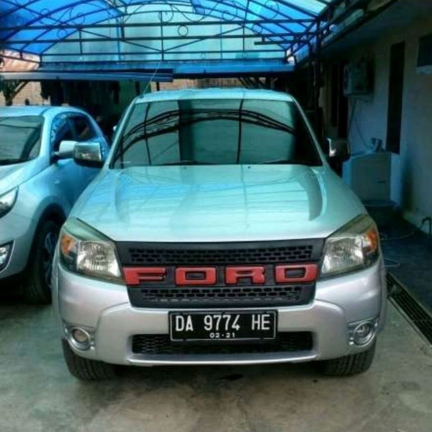 GRIL FORD Everest tahun 2010