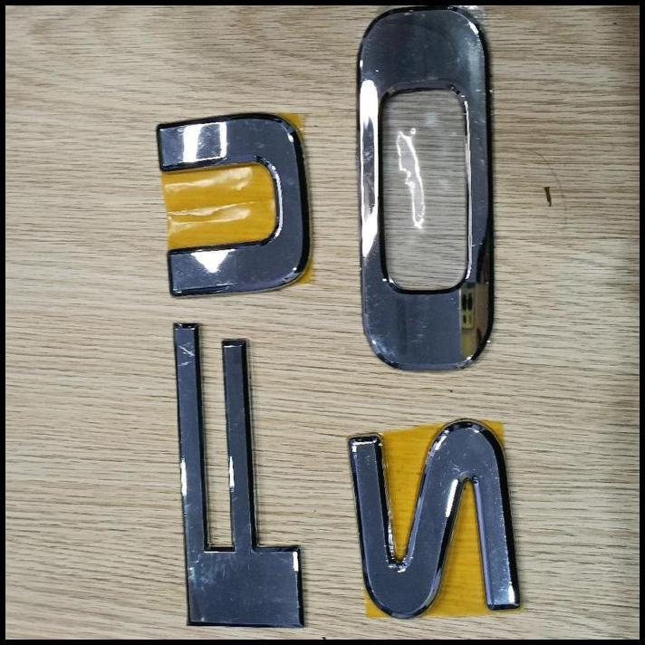 TERLARIS FUSO EMBLEM TULISAN FUSO CROM L300 CROM UNTUK MOBIL FUSO L300 