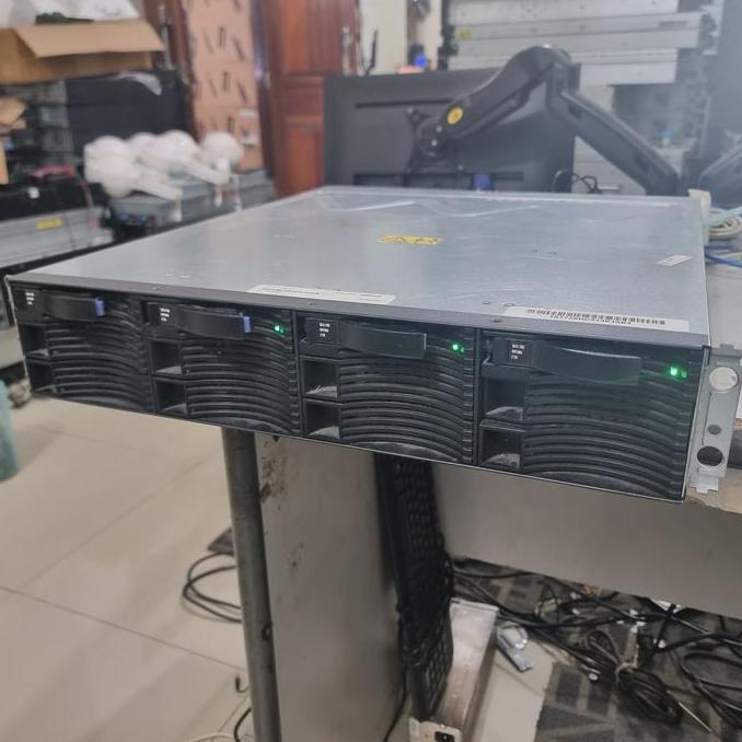 IBM 1726-HC3 DS3300 SATA Disk Drives 2x iSCSI Controller 12Bay 3.5inch