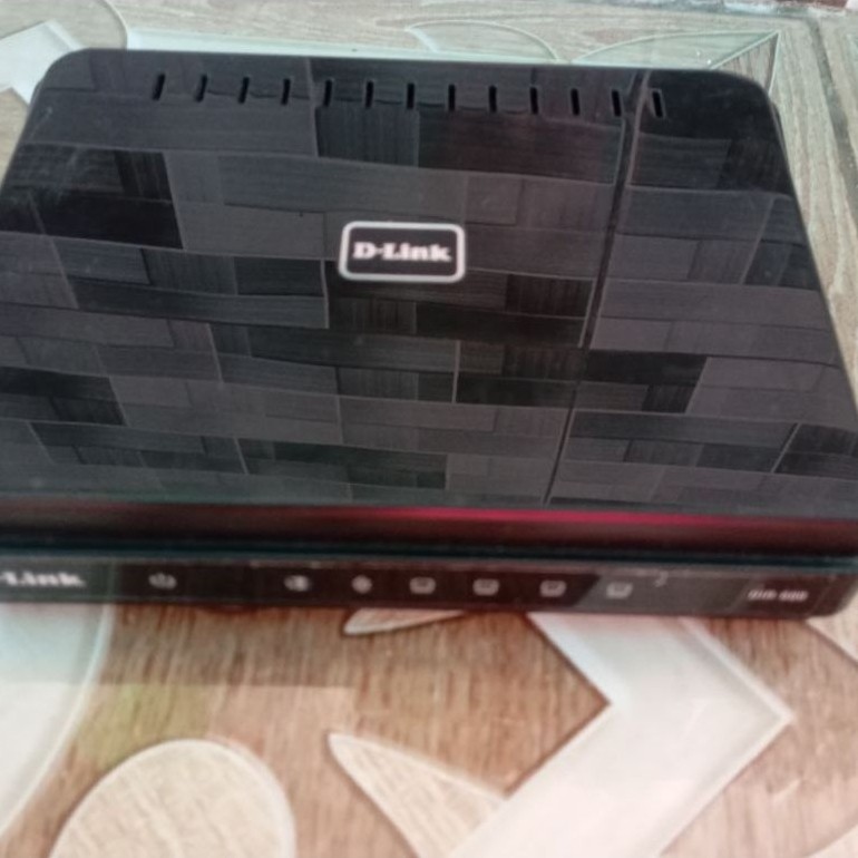 Router Tenda 5 Port Second