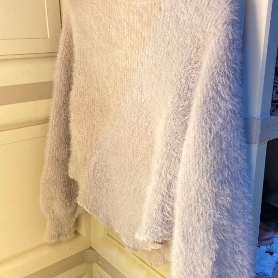 Sweater fuzzy