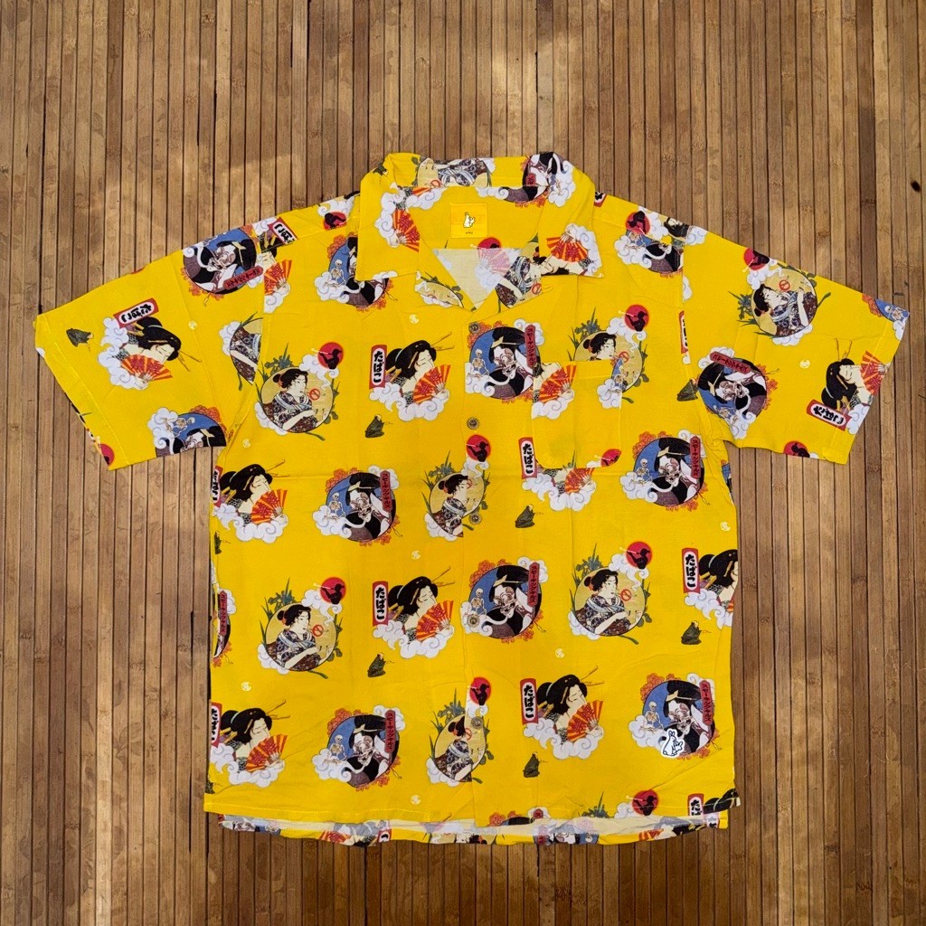 FR2 FUCKING JAPAN RABBITS x GEISHA SAMPLE STREETWEAR ALL OVER PRINT RAYON OPEN COLLAR SHORT SLEEVE S