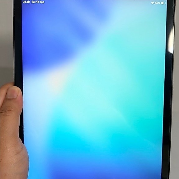 iPad 9 64GB lock icloud