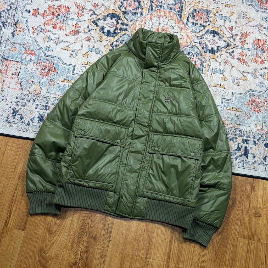 NIKE PADDED DOWN JACKET