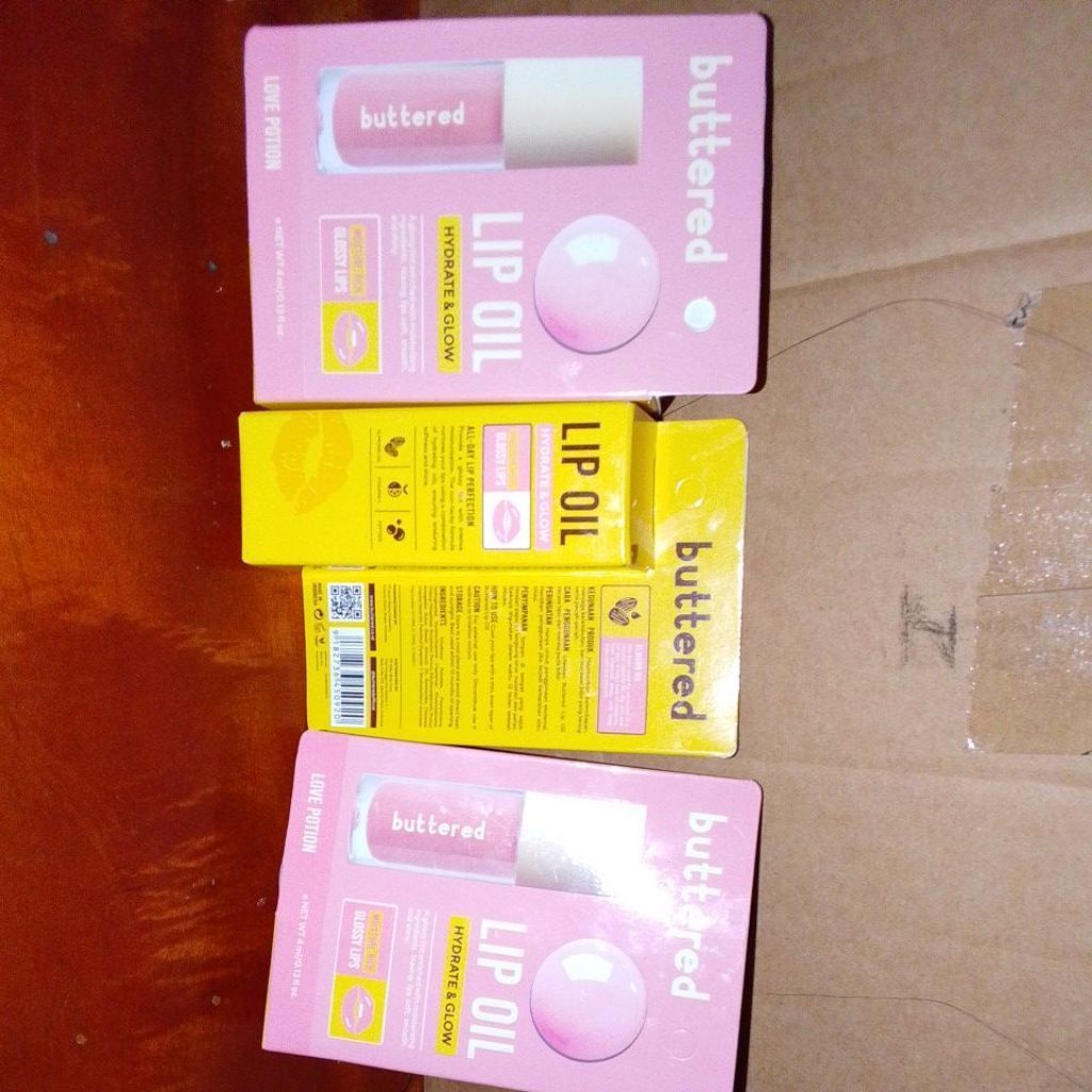 lip oil Buttered