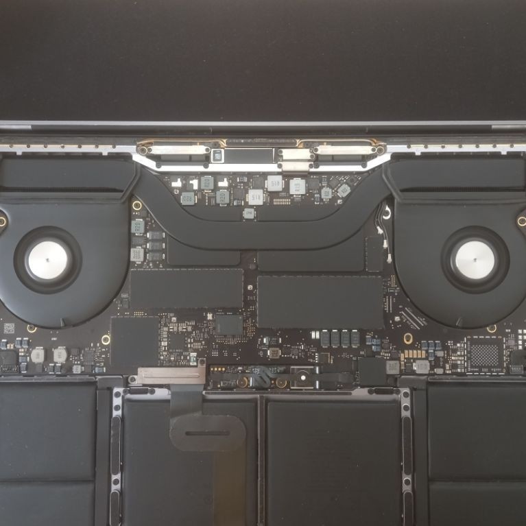 logicboard macbook pro 15inch a1990 lock activate