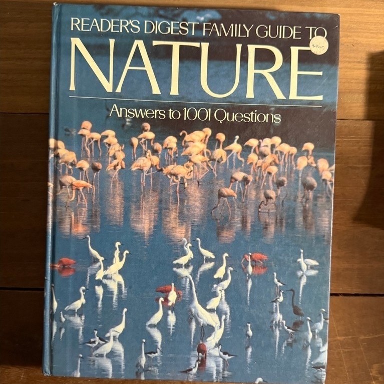Buku Reader's Digest Family Guide to Nature Answers to 1001 Questions