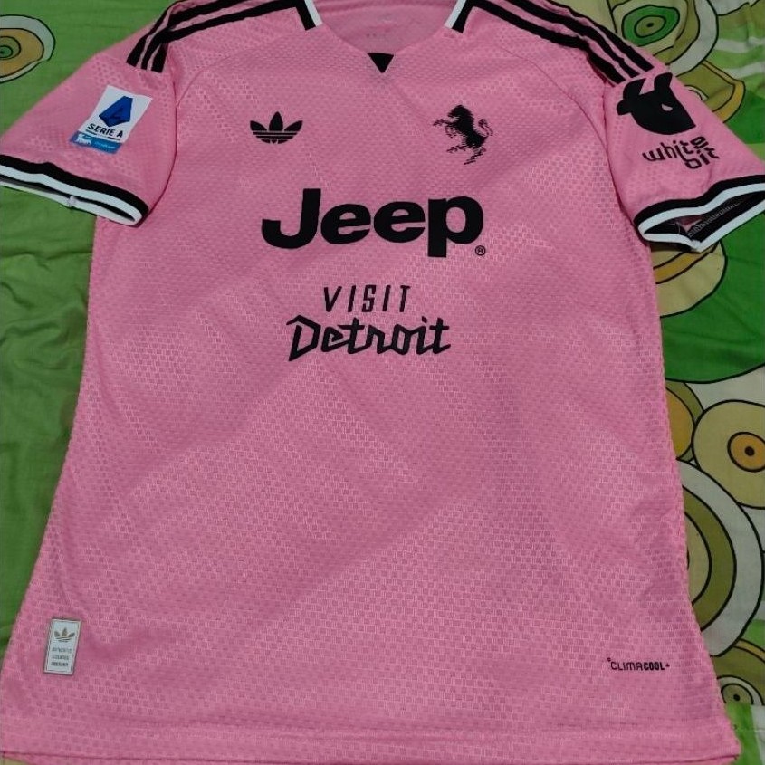 Juventus Away 2026/2027 Player Issue Full Patch dan Sponsor