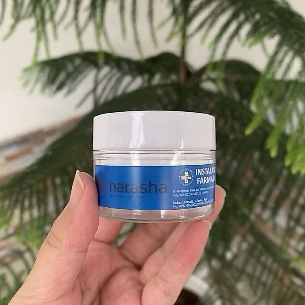 AM2AA Regular Acne Cram Malam Khusus Berjerawat etiket resep dokter Natasha Skincare