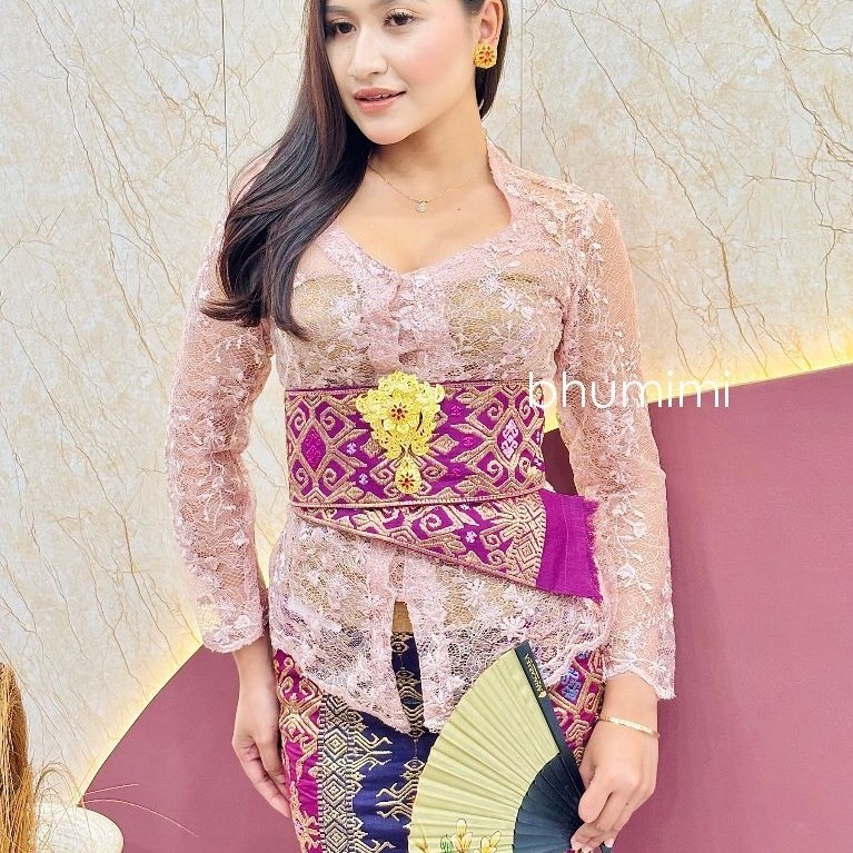 KEBAYA BROKAT 3D/ KEBAYA BROKAT CANTIK/ KEBAYA BROKAT MODEL BARU
