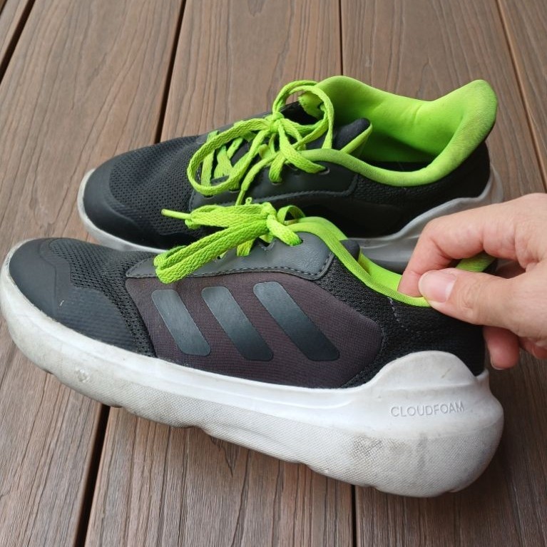 Preloved Sepatu Anak Adidas Hitam Cloudfoam Size 36 Original Second Bekas