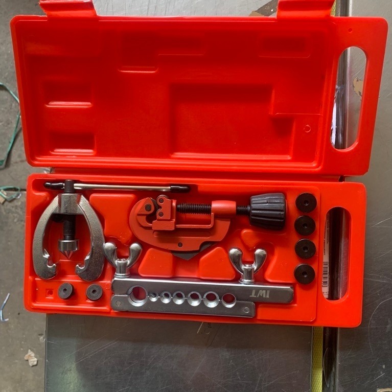 Flaring & Swagging tool kit + Tube Cutter IWT