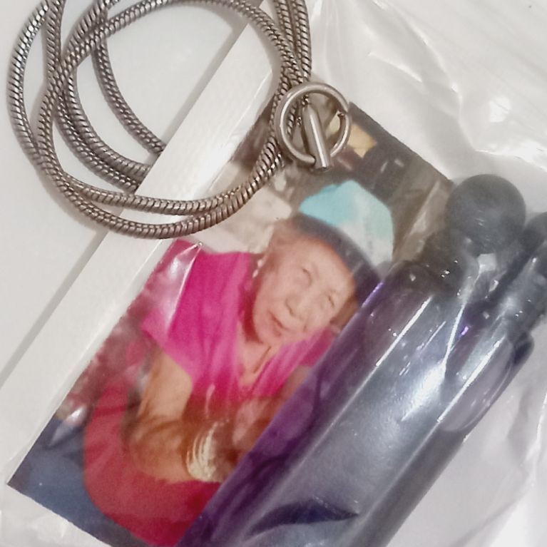 Love Mae Lang Phu WDT Kalung Liontin Gelang