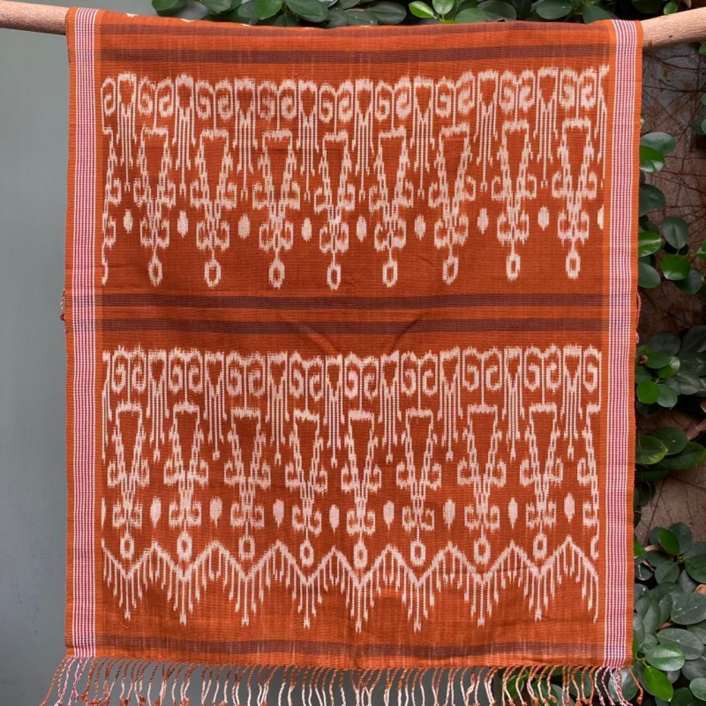 Tenun Ikat Sintang asli Kalbar