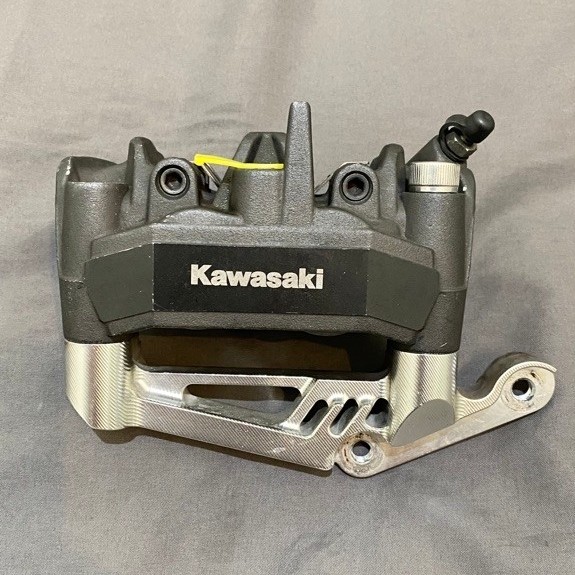Kaliper ZX25R / Z900 original