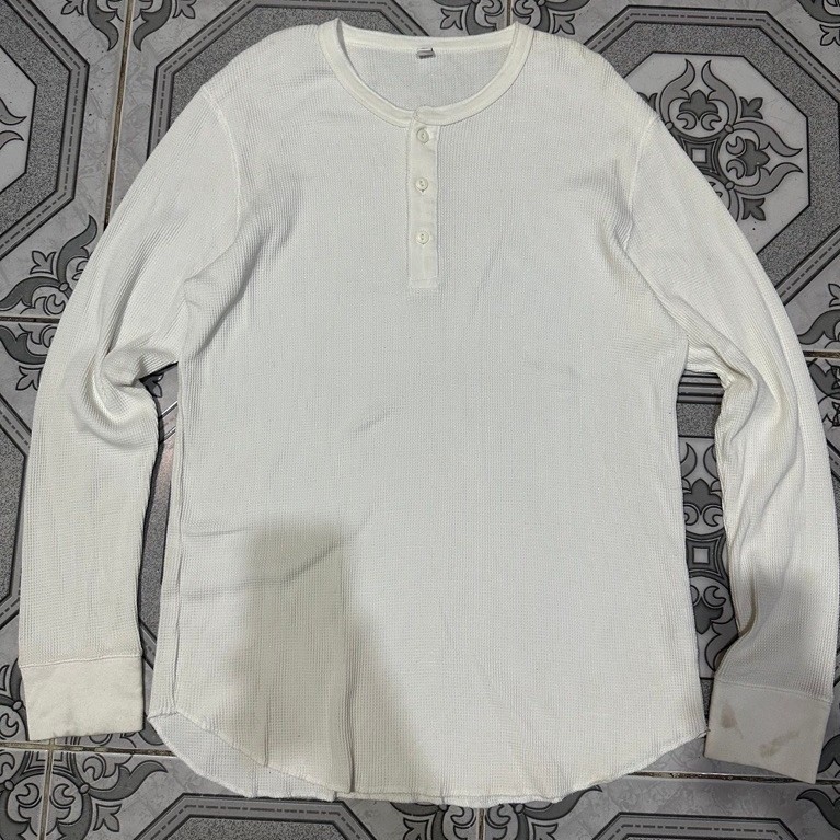 Henley UNIQLO Waffle tshirt