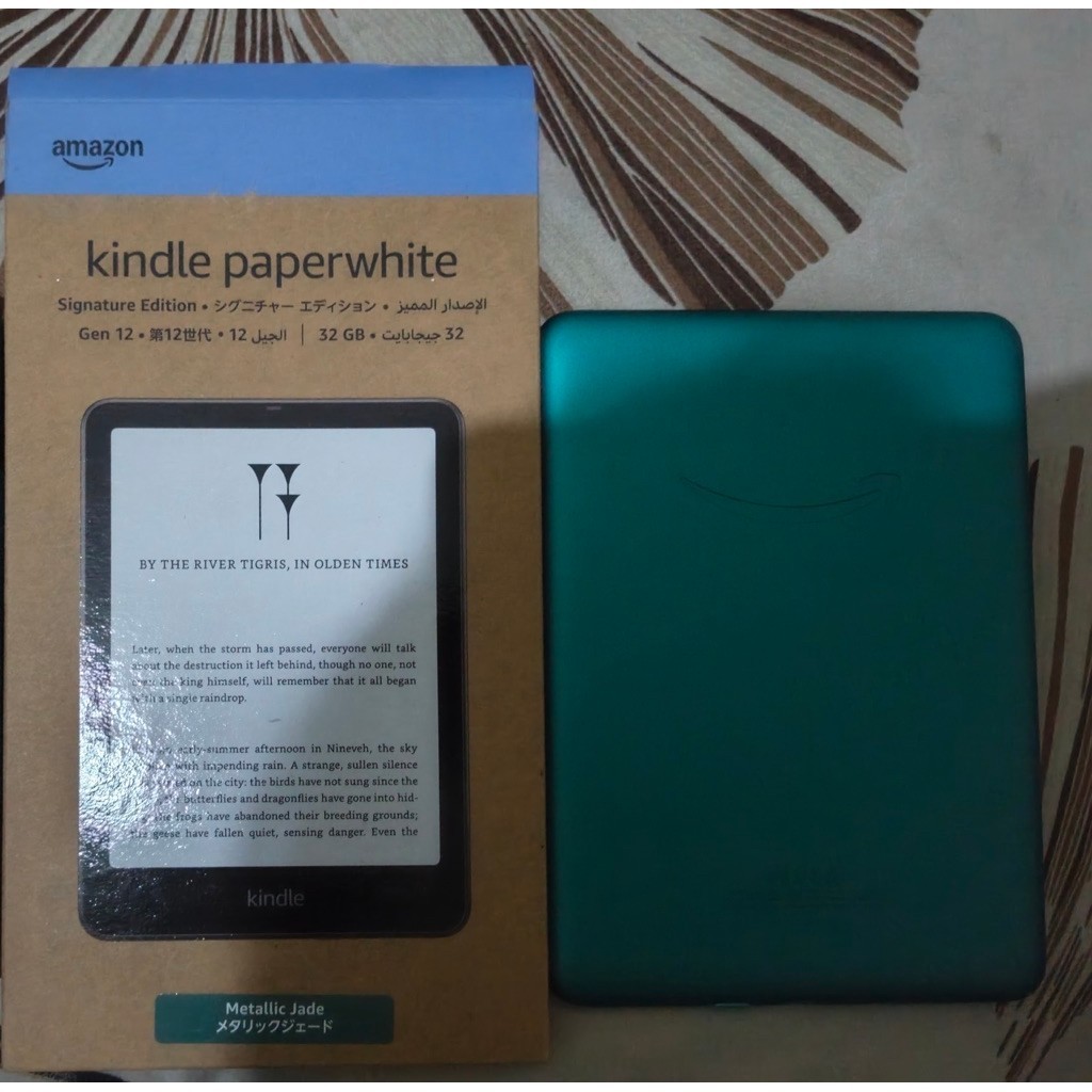 (Preloved) Kindle Paperwhite 12th Gen 32gb Signature Edition warna Metallic Jade