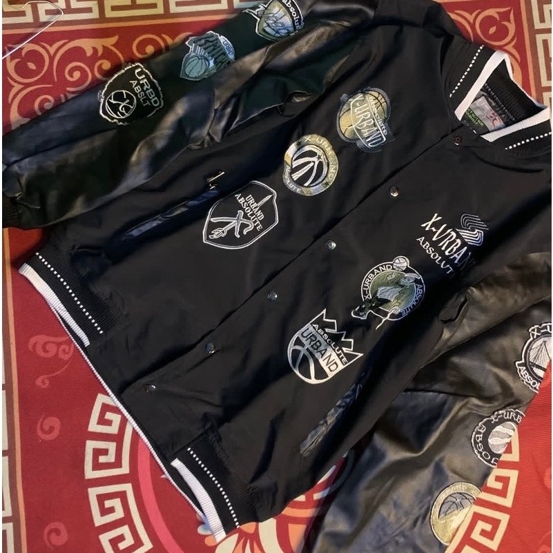 varsity jacket kulit