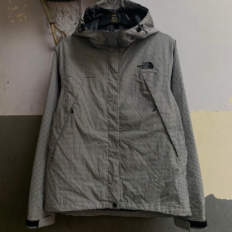 Jacket The north face preloved