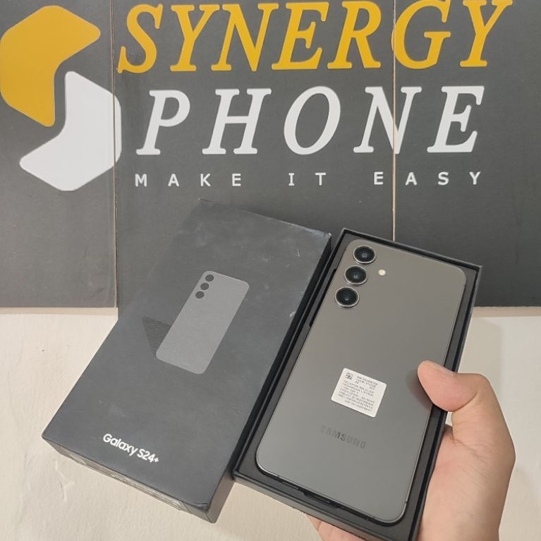 Samsung S24 Plus 12/512  Second